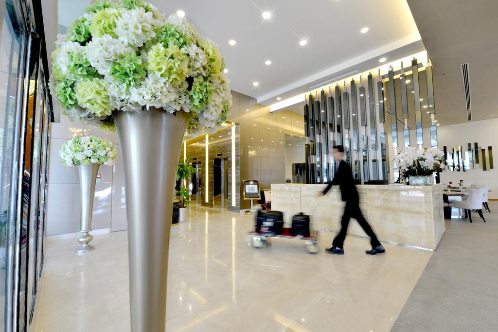Royal Ambassador - Al Yal Suites Manama Exterior foto